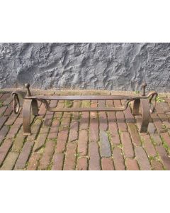 Support Gothique Outils de Cheminée