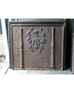 Plaque de Cheminée avec Blason