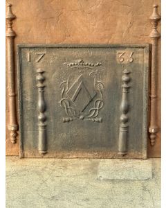 Plaque de Cheminée avec Blason