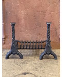 Grille Porte Bûches Néo Gothique