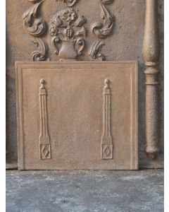 Plaque de Cheminée 'Colonnes de Liberté'