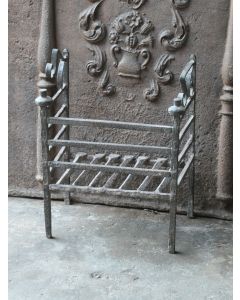 Grille Porte-bûches Gothique
