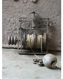 Ancien Tournebroche à Contrepoids