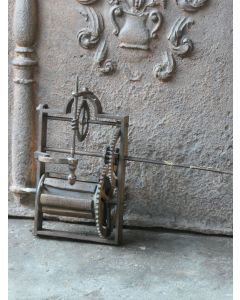 Ancien Tournebroche Mural