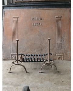 Grille Porte Bûches Française