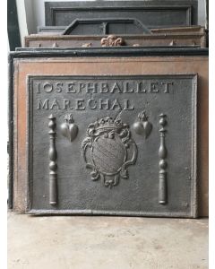 Plaque de Cheminée avec Blason