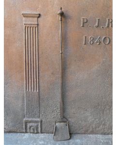 Grande Pelle Cheminée
