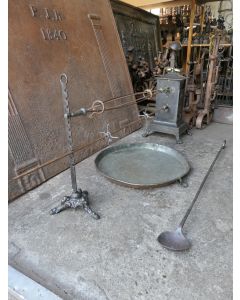 Ancien Tournebroche à Horloge