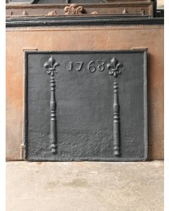 Plaque de Cheminée 'Piliers et Fleurs de Lys'