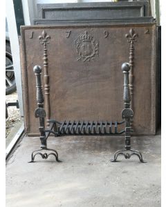 Grille Porte-bûches Gothique