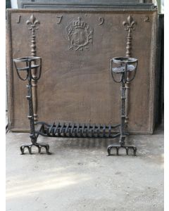 Grille Porte-bûches Gothique