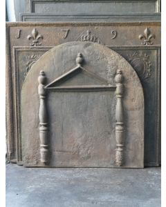 Plaque de cheminée 'Colonnes et Fronton'
