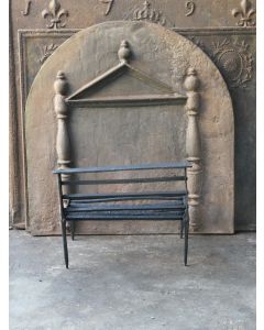 Grille Porte-bûches Gothique