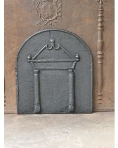 Plaque de cheminée 'Colonnes et Fronton'