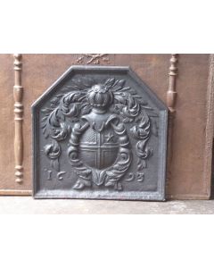Plaque de Cheminée avec Blason