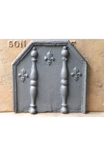 Plaque de Cheminée 'Piliers et Fleurs de Lys'