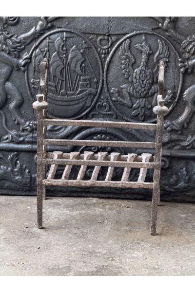 Grille Porte-bûches Gothique