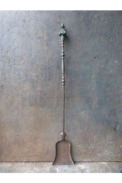 Ancienne Pelle Française