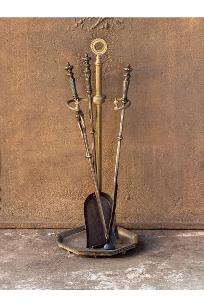 Serviteur Cheminée Victorien