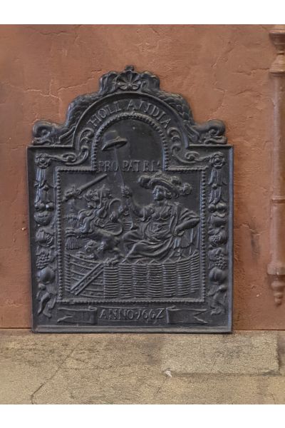 Plaque de Cheminée 'Pro Patria'