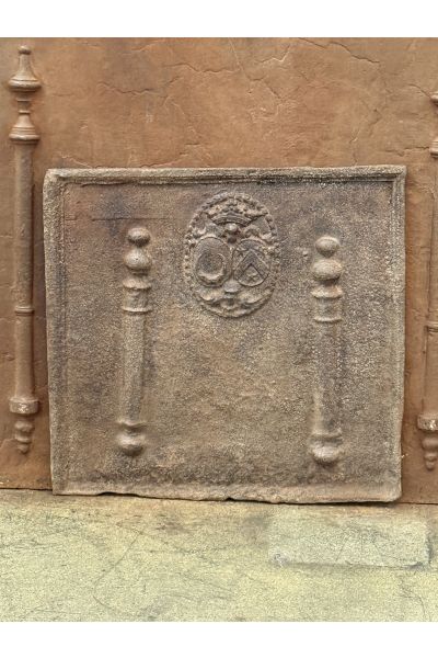 Plaque de Cheminée avec Blason