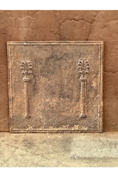 Plaque de Cheminée 'Colonnes de Liberté'