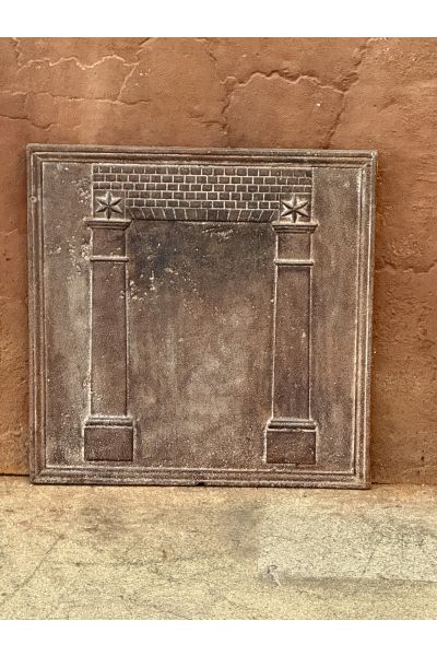 Plaque de Cheminée 'Colonnes de Liberté'