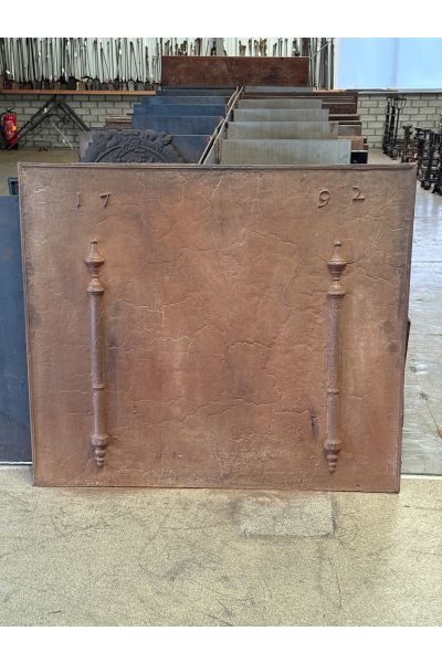 Plaque de Cheminée 'Colonnes d'Hercule'