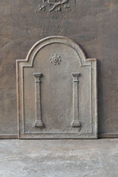 Plaque de Cheminée 'Colonnes de Liberté'