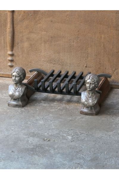 Grille Porte Bûches Ancienne