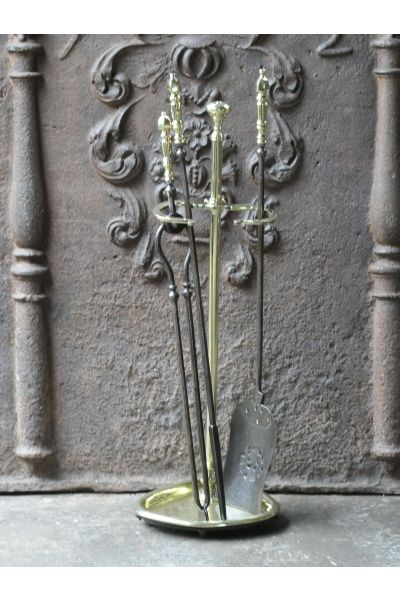 Serviteur Cheminée Victorien