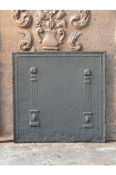  Plaque Cheminée 'Piliers de la Liberté'