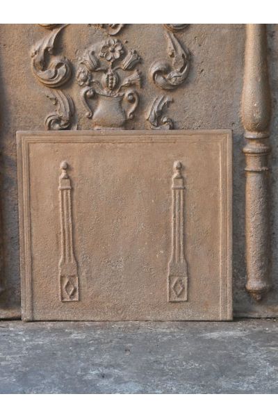 Plaque de Cheminée 'Colonnes de Liberté'