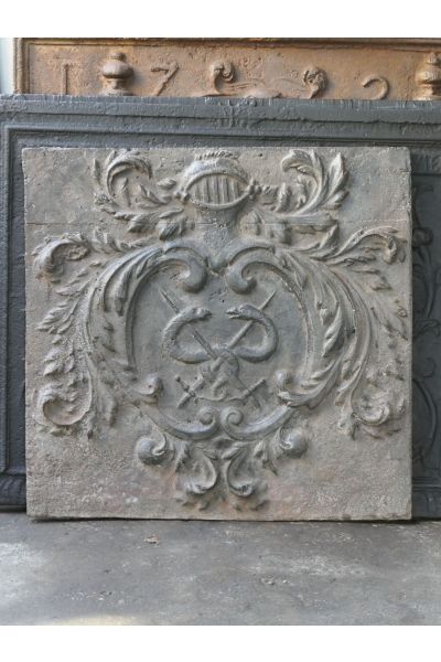 Plaque de Cheminée avec Blason
