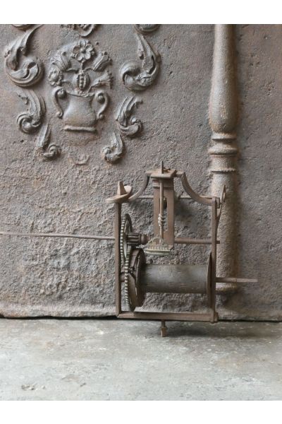 Ancien Tournebroche Mural