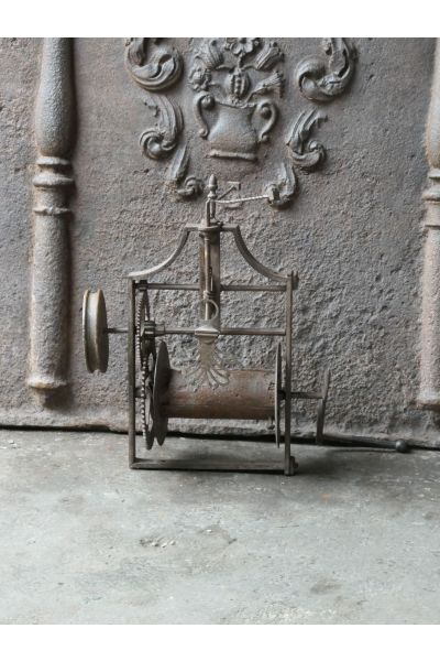 Ancien Tournebroche Mural
