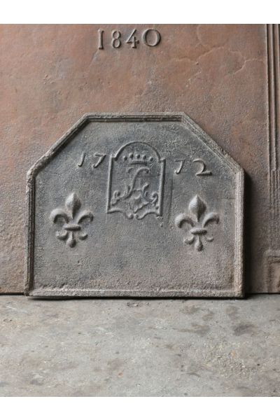 Plaque de Cheminée avec Blason