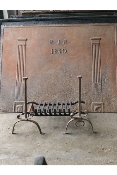 Grille Porte Bûches Française