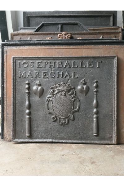Plaque de Cheminée avec Blason