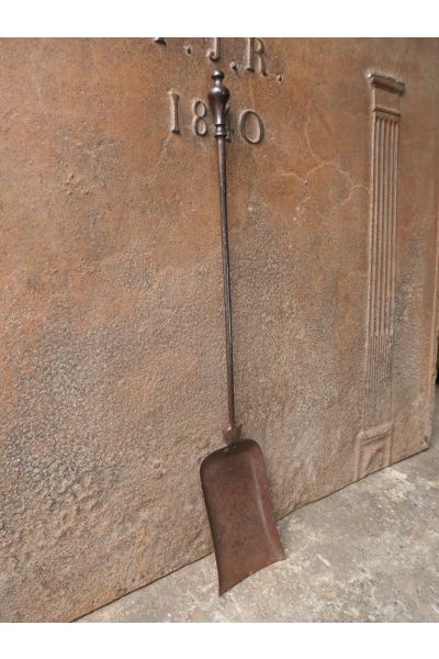 Ancienne Pelle Française