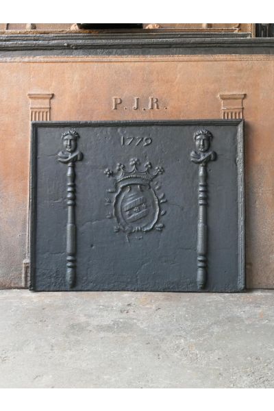 Plaque de Cheminée avec Blason