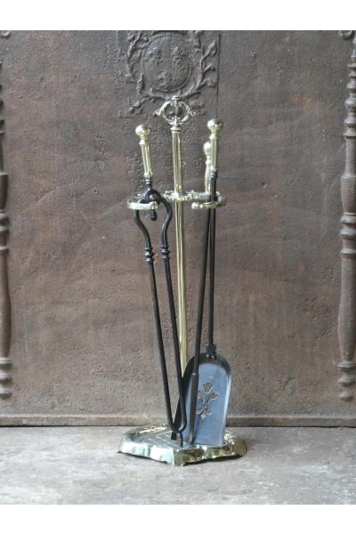 Serviteur Cheminée Victorien