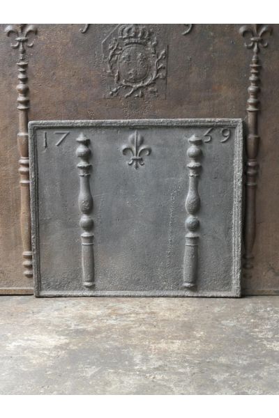 Plaque de Cheminée 'Fleurs de Lys'