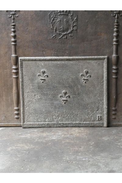 Plaque de Cheminée 'Fleurs de Lys'