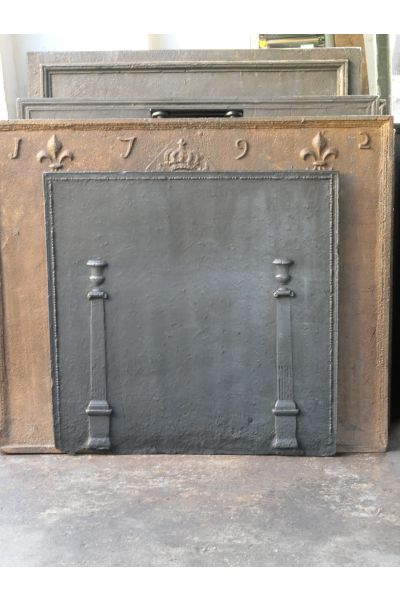 Plaque de Cheminée 'Colonnes de Liberté'