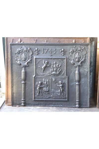 Plaque de Cheminée 'Allégorie de l'Amour'