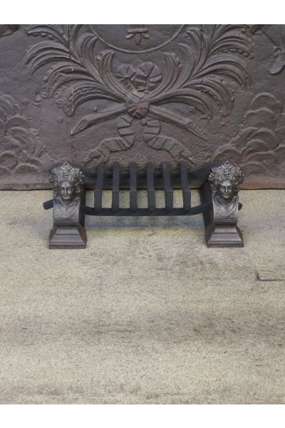Grille Porte Bûches Ancienne