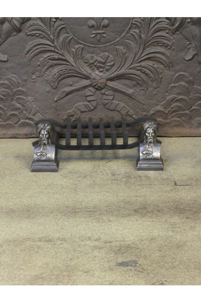 Grille Porte Bûches Ancienne
