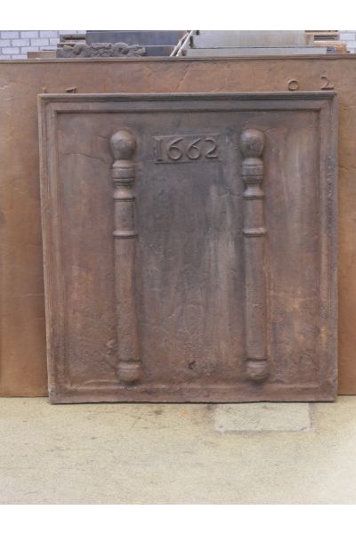 Plaque de Cheminée 'Colonnes d'Hercule'