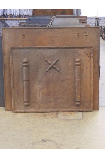 Plaque de Cheminée 'Croix de Saint André'